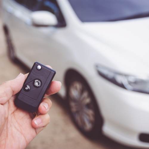 Understanding the difference between remote and keyless entry